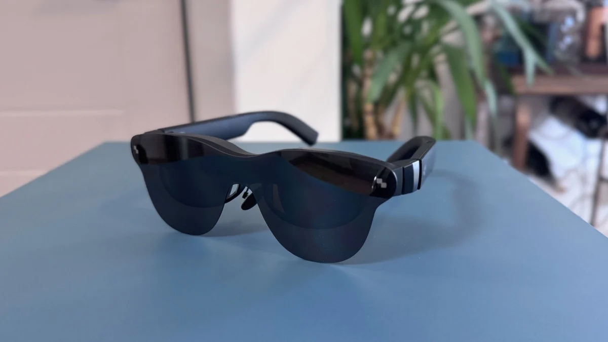 RayNeo Air 4 Pro budget display glasses with HDR10 micro-OLED panels